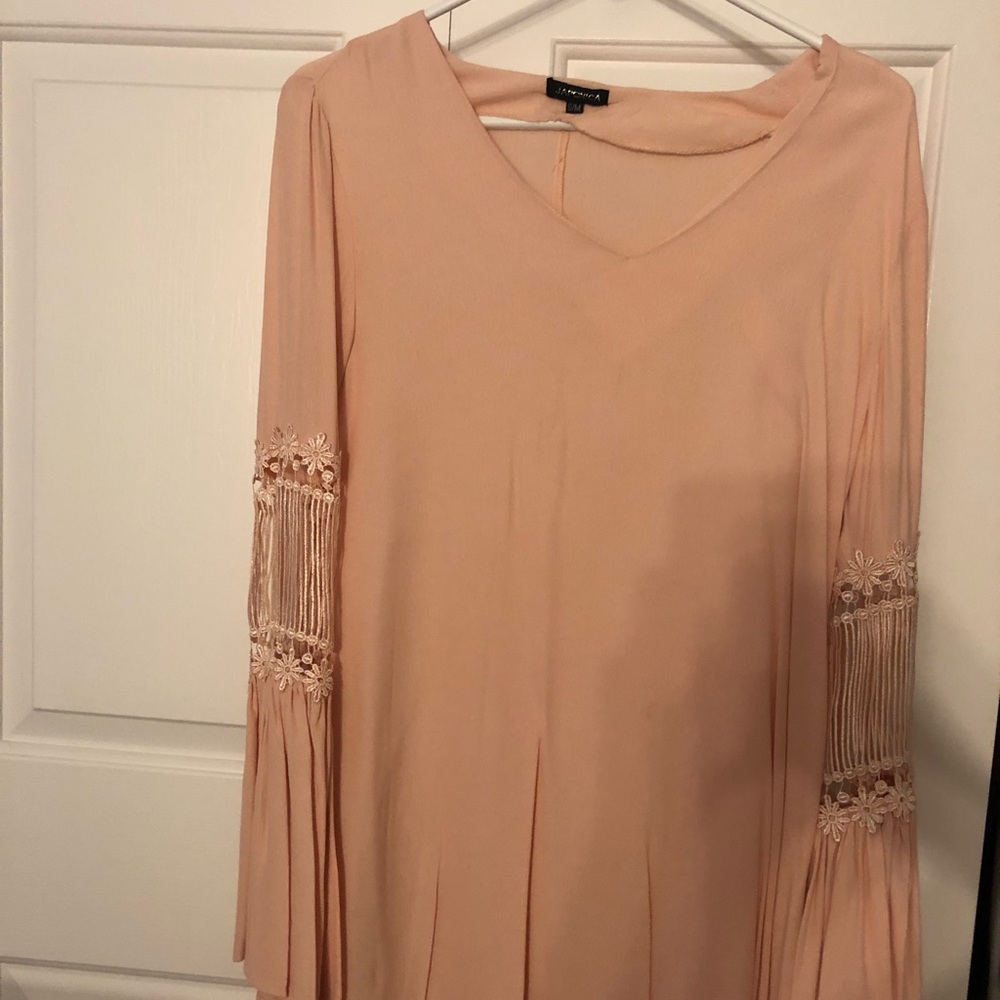 NWOT Long sleeve LF dress